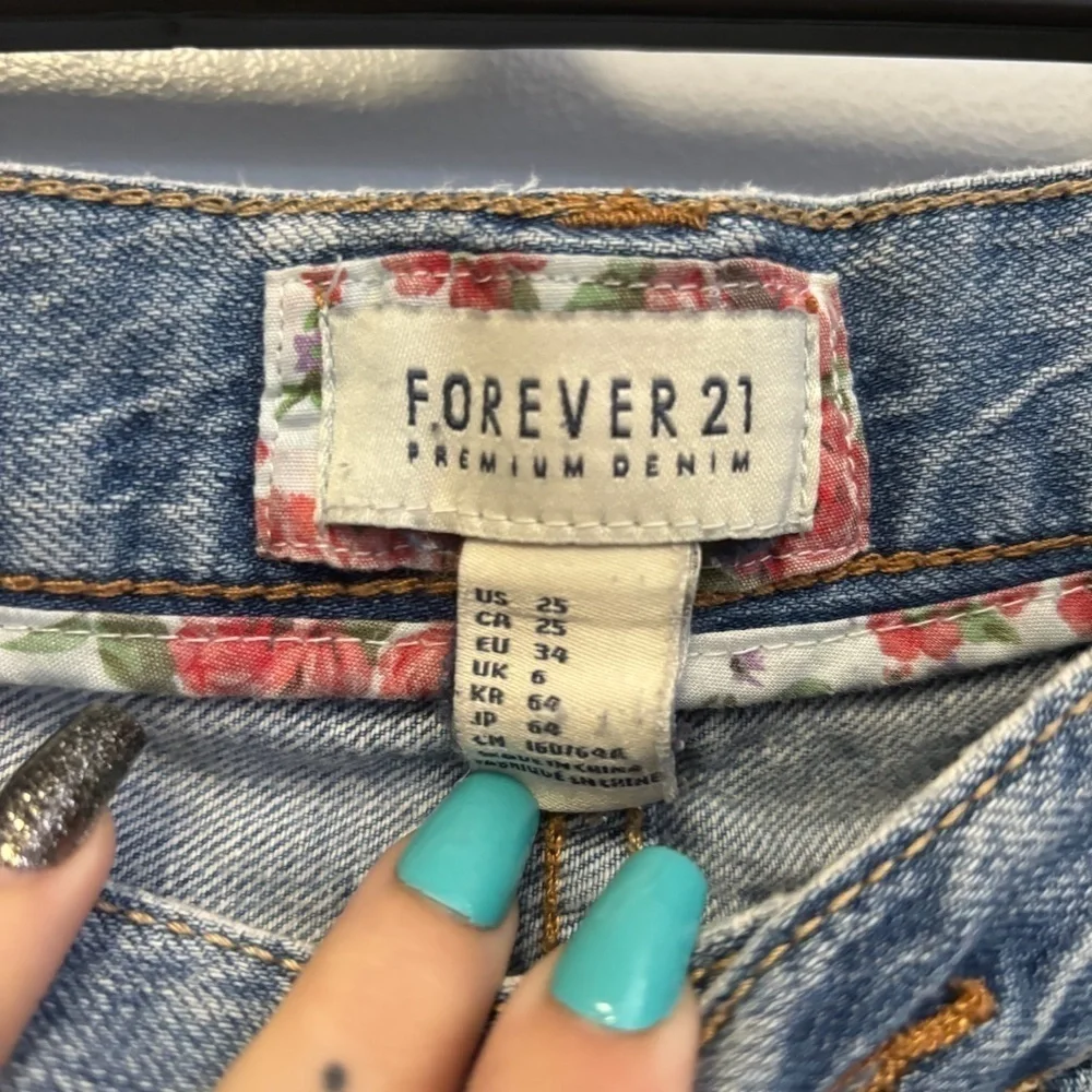 0424-58 forever 21 Denim Shorts